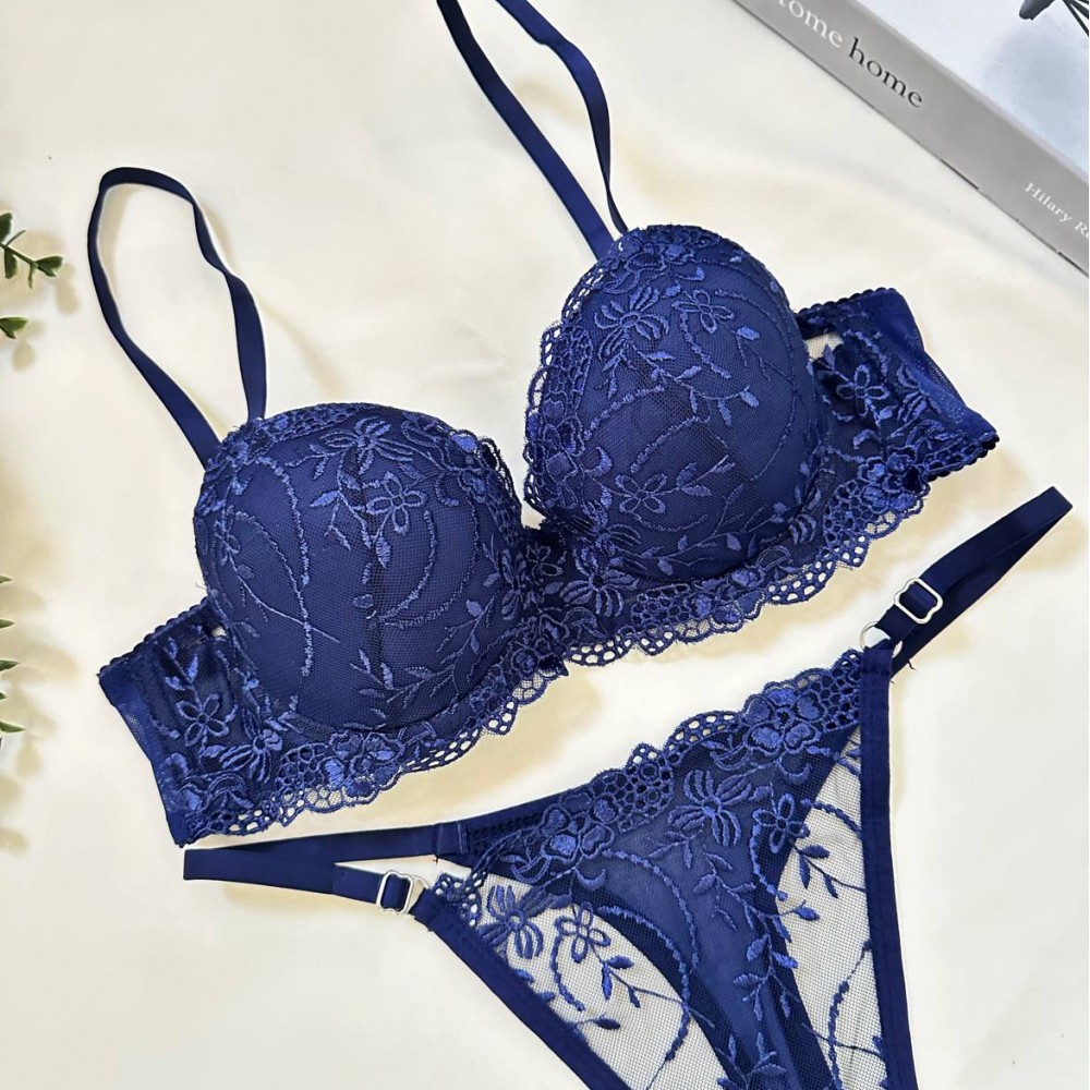 Eveline Lingerie Set Eveline Lingerie Set