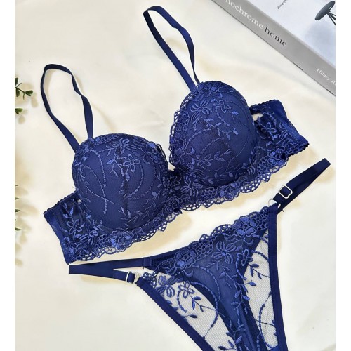 Eveline Lingerie Set Eveline Lingerie Set