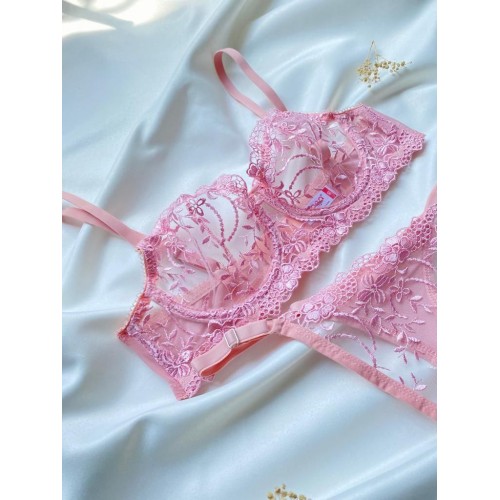 Pink Whisper Lingerie Set Pink Whisper Lingerie Set