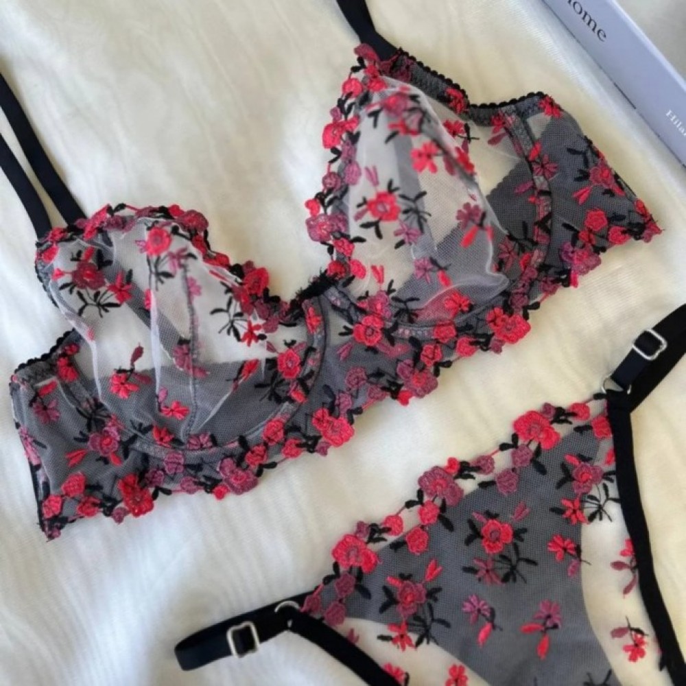 Soft Desire Lingerie Set