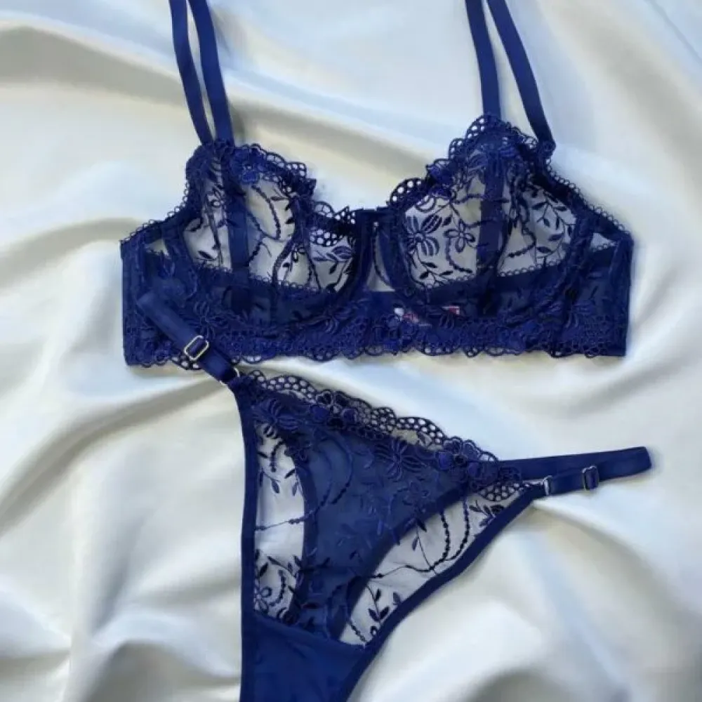 Celestia Lingerie Set